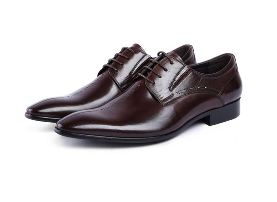 La marca Wingtip Oxford lujoso hombre zapatos de cuero vestido, zapatos de cuero genuino tallado