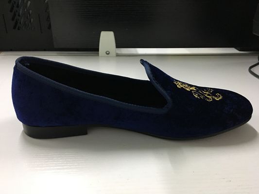 Mujeres de terciopelo duraderas con zapatillas redondas de dedo masculino azul de casaco
