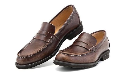 Hombres transpirables, zapatos de piel de verdad.