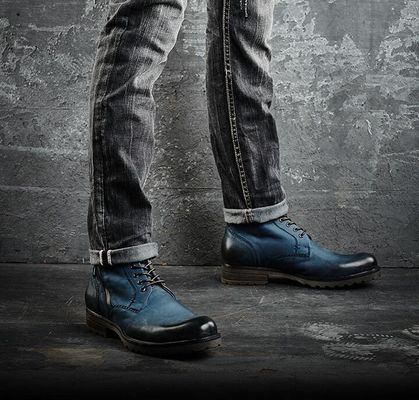 Las botas de encaje masculino de tobillo resistentes para el uso casual de las botas masculinas de cuero de vaquero