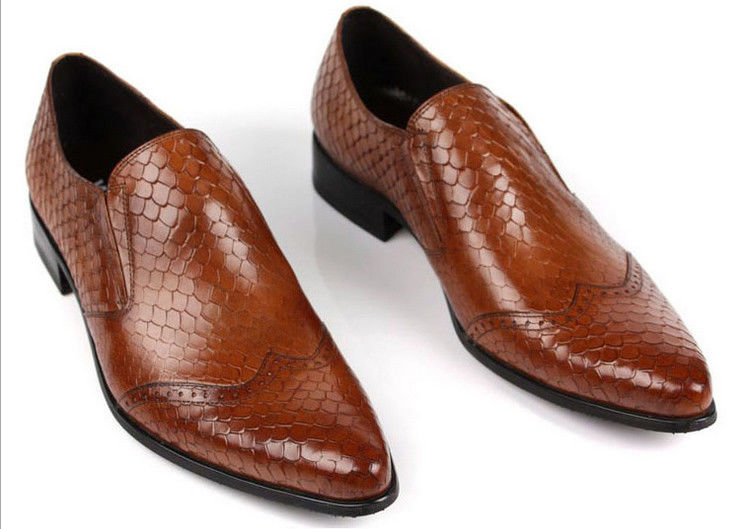 Muestra de piel de serpiente Hombres vestido formal zapatos de cuero genuino hombres zapatos de lujo para la fiesta