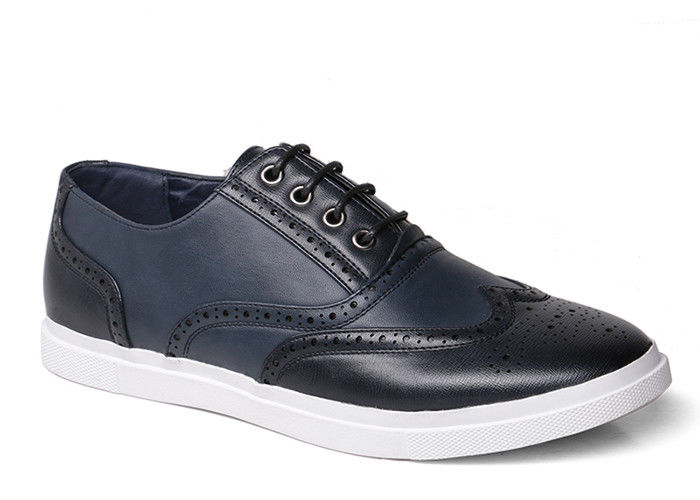 Camisetas confortables para hombres zapatillas de deporte con cordones negras de PU zapatillas de hombre con cordones de cuero zapatillas de deporte de Brogue