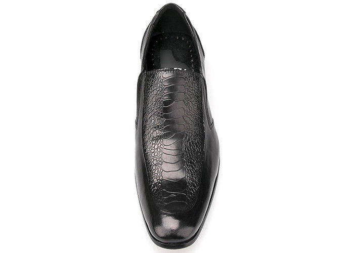 Hombres duraderos zapatos de vestimenta formal Primavera / otoño cómodos hombres negro Slip On zapatos