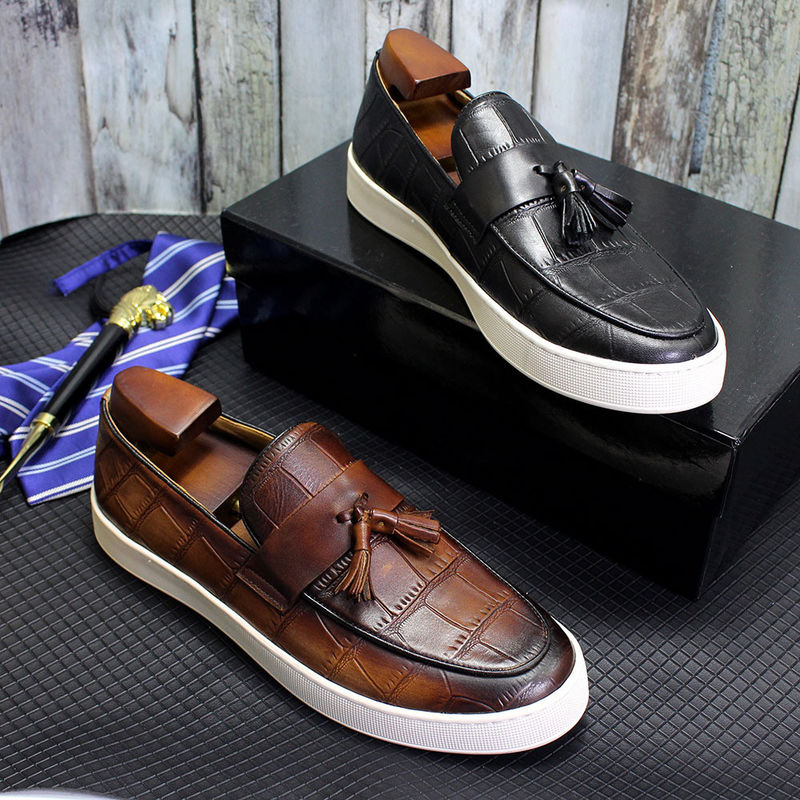 Calzado de tacón bajo para hombres con zapatos de talón negro / marrón para hombres calzado casual de cuero genuino