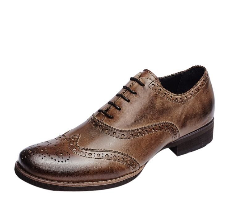 Zapatos suaves para hombres de tamaño normal Zapatos de Brogue de cuero marrón