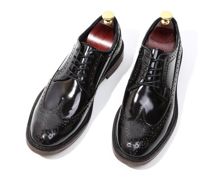 Marca italiana hombre zapatos de cuero zapatos planos zapatos negros zapatos de zapatilla